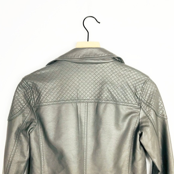 forever 21 gray faux leather quilted moto jacket - Picture 5 of 8